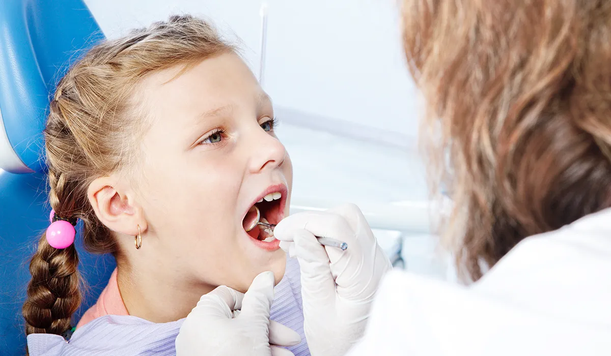 Children dental check-up Children dental check-up
